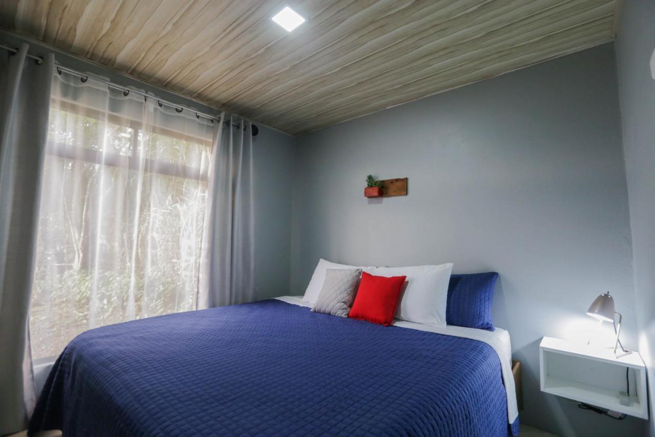 Casa Suculenta ,Monteverde Con Jacuzzi Privado Y Lavanderia 外观 照片